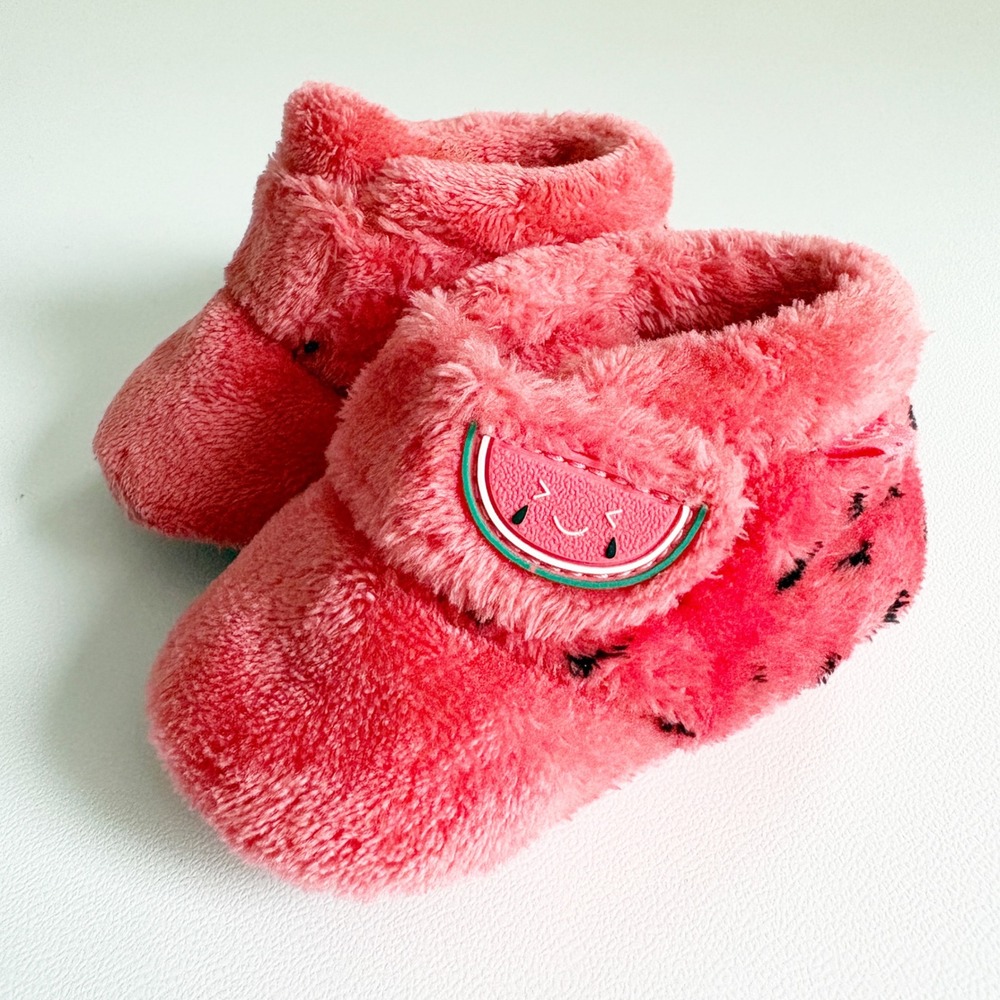 UGG Baby Bixbee Watermelon Stuffie‎ Pink Fleece Fruit Booties Size 2/3